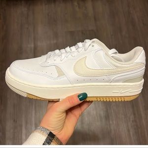 Women’s Nike Gamma force Sneakers